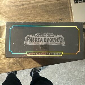 Scarlet & Violet Paldea Evolved Elite Trainer Box